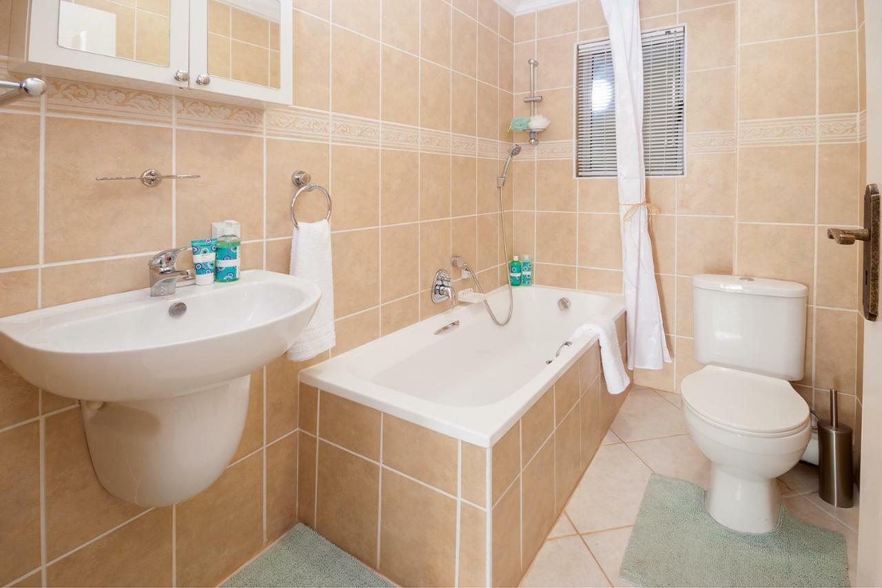 Main Beach Penthouse Джеффріс-Бей Екстер'єр фото