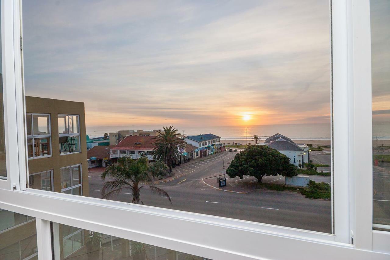 Main Beach Penthouse Джеффріс-Бей Екстер'єр фото